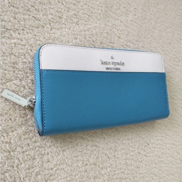 Kate Spade ContinentalWallet - Picture 2 of 4